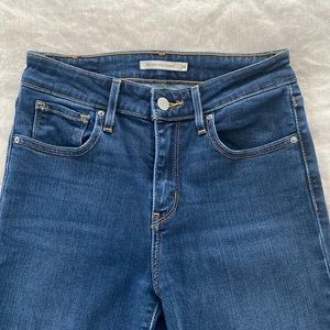 Levi Strauss & Co